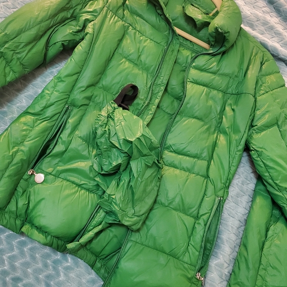 Ladies Jacket - Picture 10 of 12